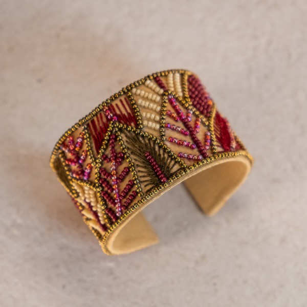 Pulsera Ajustable con Lentejuelas en Tonos Granate | Beltop Brand