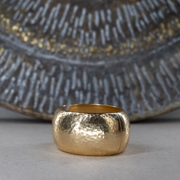 Pulsera de Metal con Cierre de Muelle Dorado | Beltop Brand