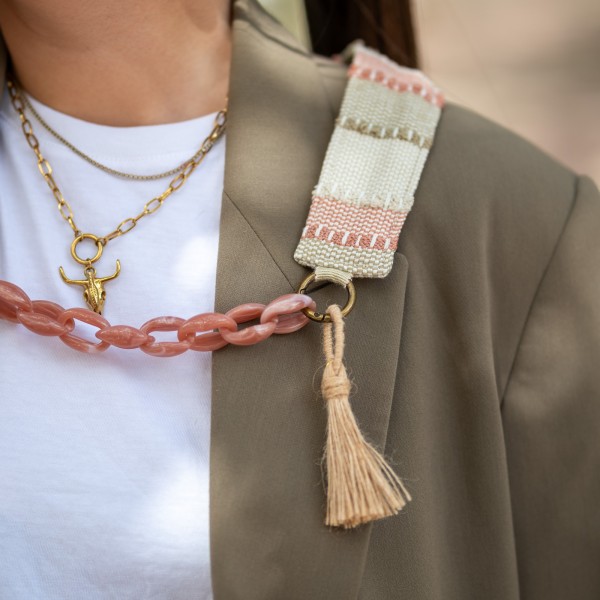 Complementa tu Estilo con Cuelga-móviles de Tela y Cadena Originales | Beltop