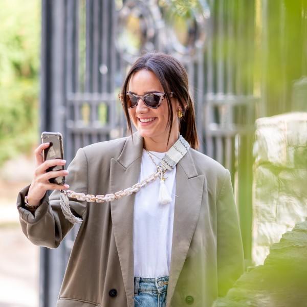 Descubre los Cuelga-móviles Más Elegantes y Exclusivos de Tela | Beltop