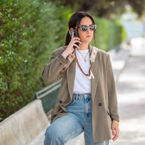 Descubre los Cuelga-móviles Más Elegantes y Exclusivos de Tela | Beltop