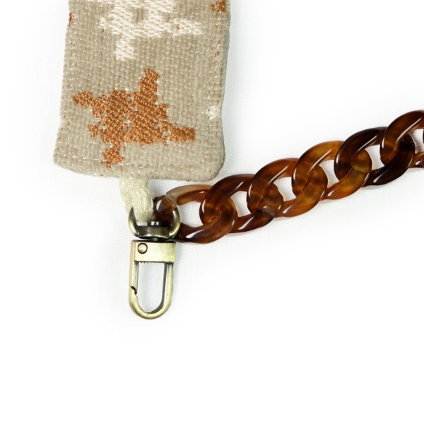 Descubre los Cuelga-móviles Más Elegantes y Exclusivos de Tela | Beltop