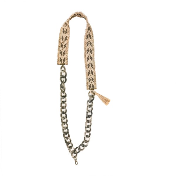 Cuelga-móviles de Tela y Cadena: El Detalle Perfecto para Tu Móvil | Beltop