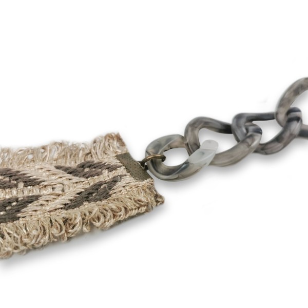 Cuelga-móviles de Tela y Cadena: El Detalle Perfecto para Tu Móvil | Beltop