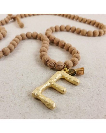 Collar  largo champán Inicial