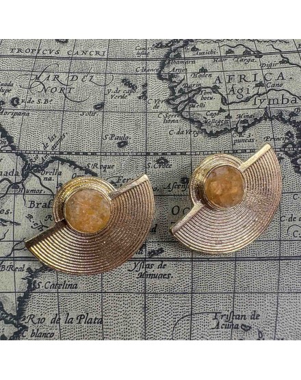 Pendientes dorado mate semicírculo piedra central | Beltop 2