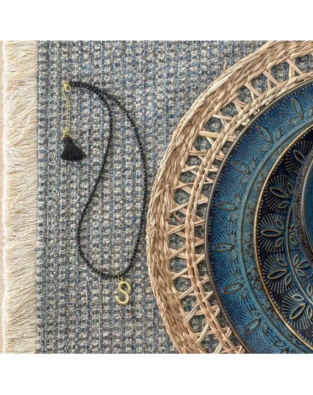 Gargantilla piedra negra con inicial | Beltop 2