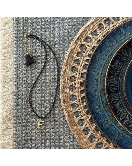 Gargantilla piedra negra con inicial | Beltop 2