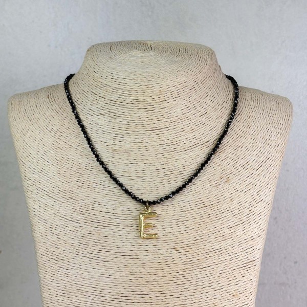 Gargantilla piedra negra con inicial | Beltop