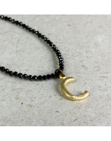 Gargantilla piedra negra con inicial | Beltop