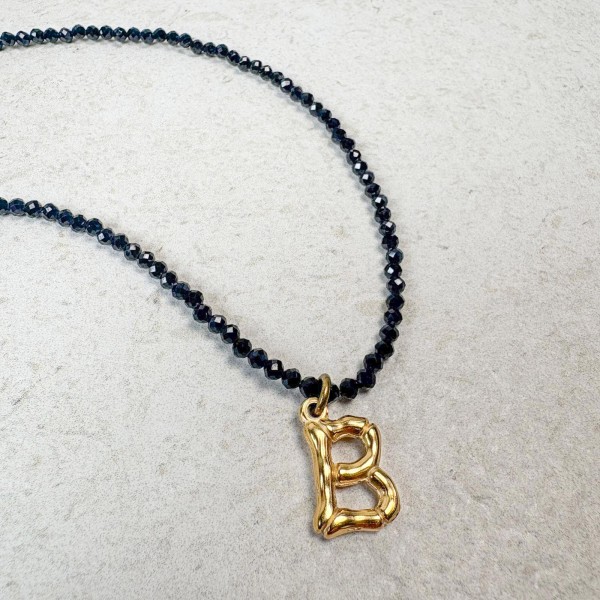 Gargantilla piedra negra con inicial | Beltop